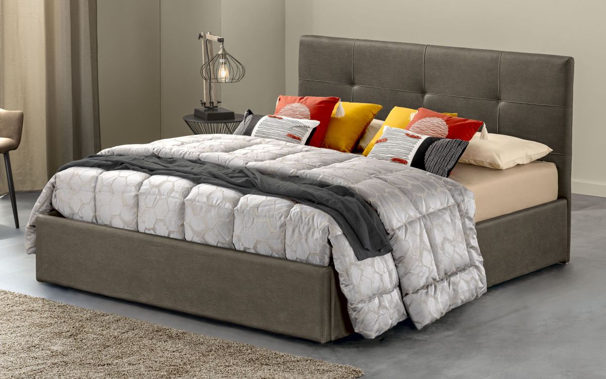 Cama matrimonial con contenedor completamente forrado en símil-piel